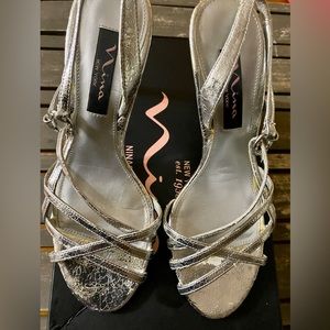 Nina brand ladies dress shoes